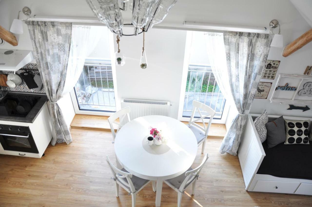 Vintage Apartments Kopřivnice エクステリア 写真
